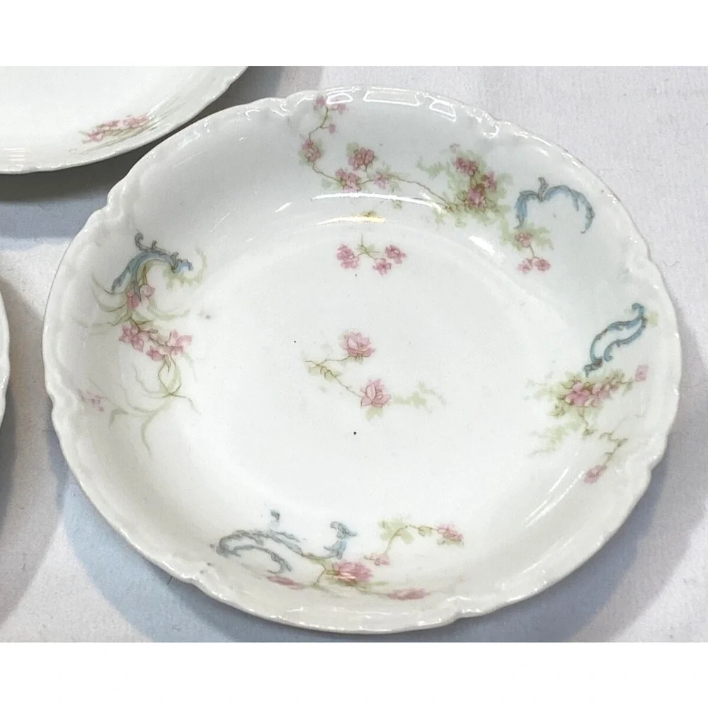 3 Haviland schleiger Dessert bowls 5 1/4
